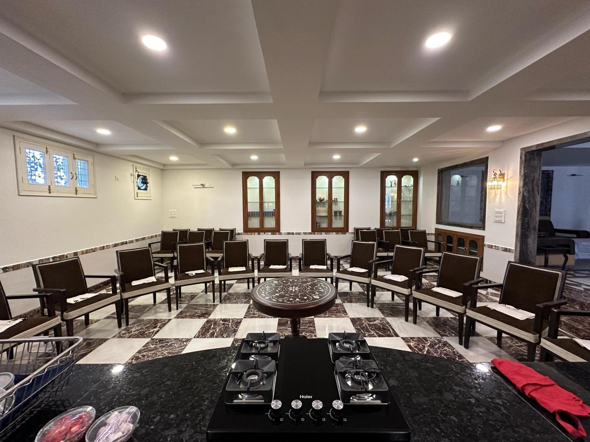 Radhe Krishna Niwas Apartment Udaipur Exterior photo